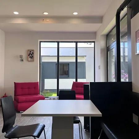 Royal Racing Kf Apartment